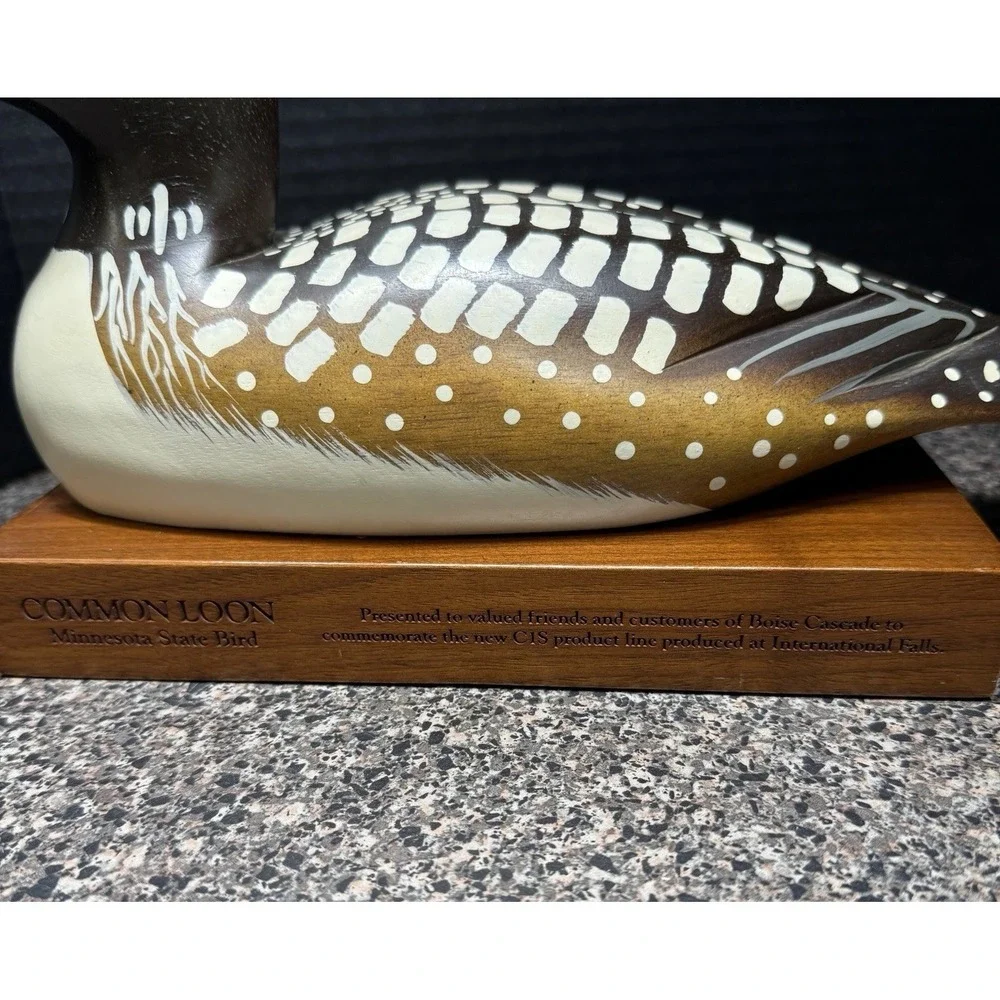 Common Loon Minnesota State Bird Hand Painted Wood Duck Carving Commemorative